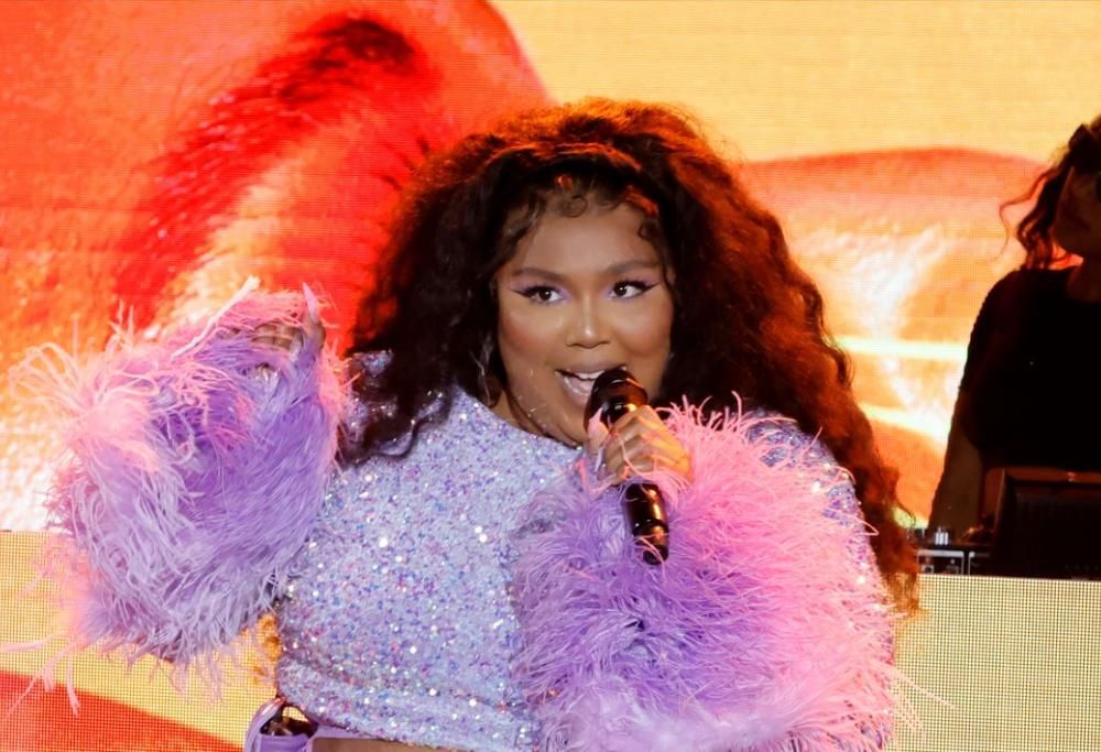 Lizzo vuole collaborare con Adele. Ma a modo suo