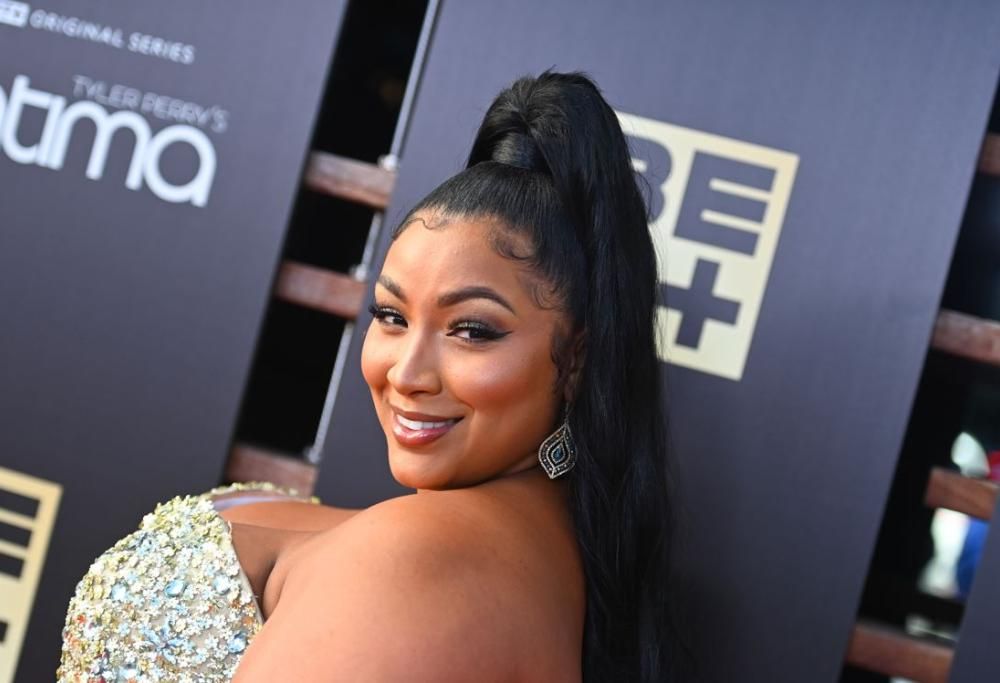 Lizzo suona un prezioso flauto di cristallo: il video