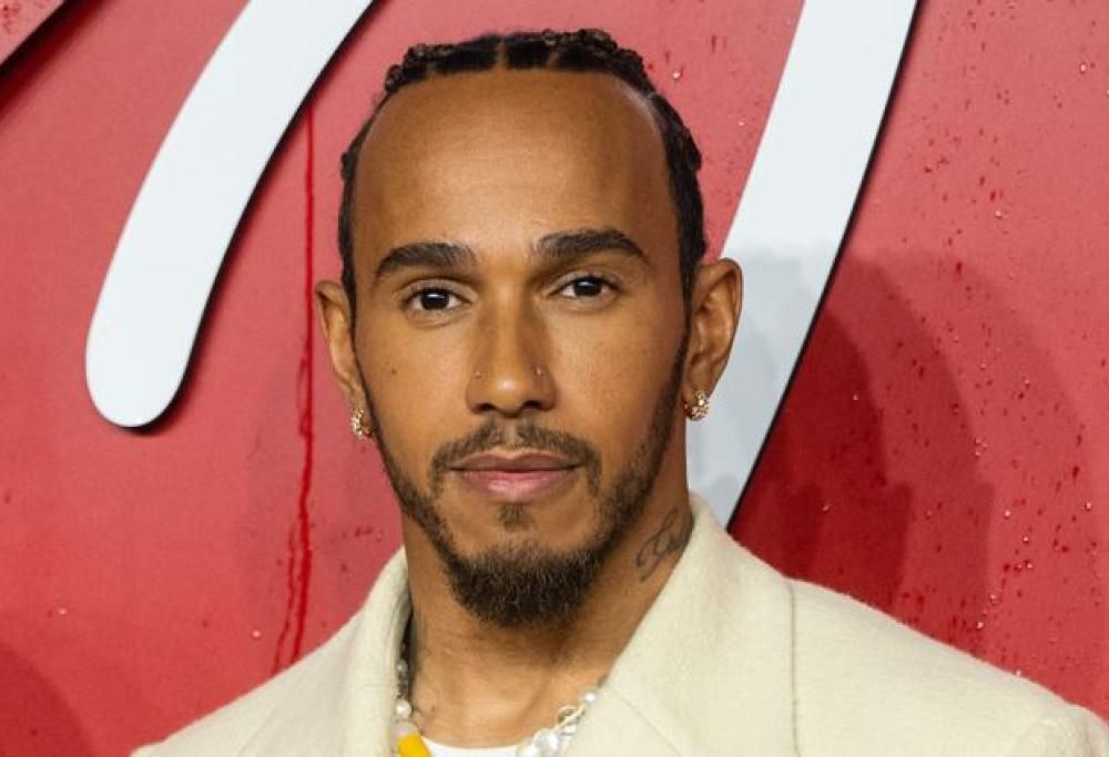Lewis Hamilton in Ferrari!