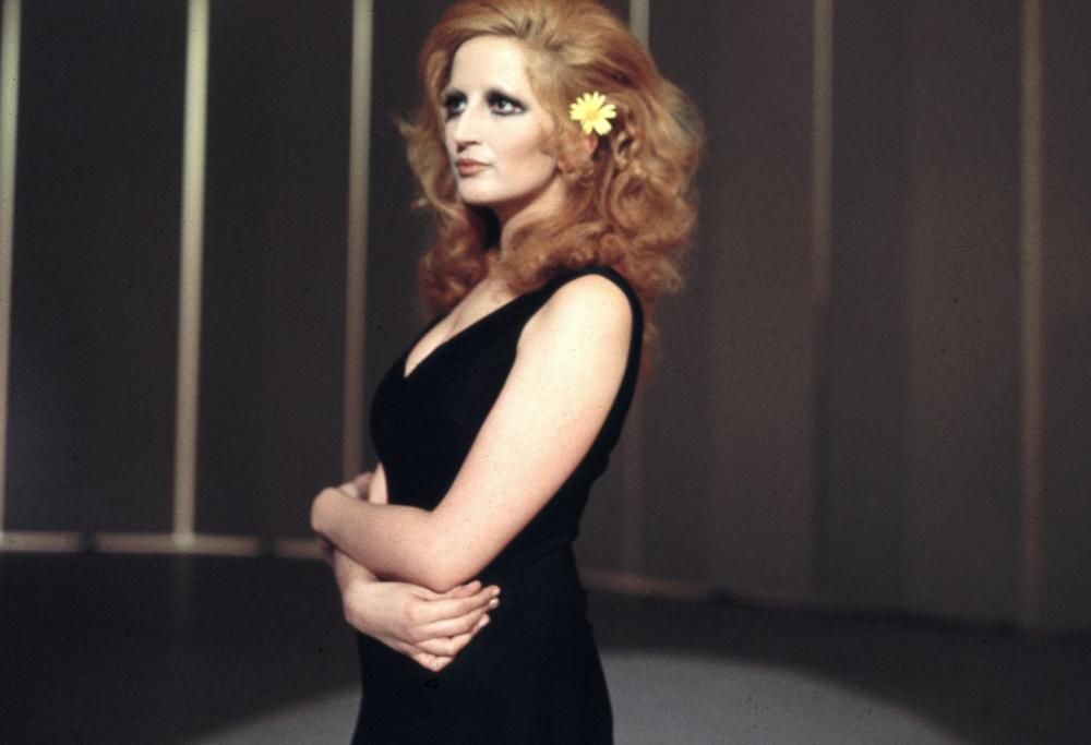 Mina: ascolta la canzone inedita!