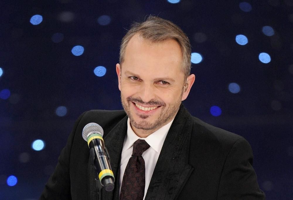 Miguel Bosé pubblica la sua biografia e ricorda: i miei genitori erano dei mostri