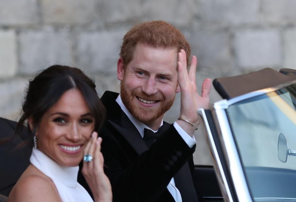 Re Carlo sfratta Harry e Meghan da Frogmore Cottage