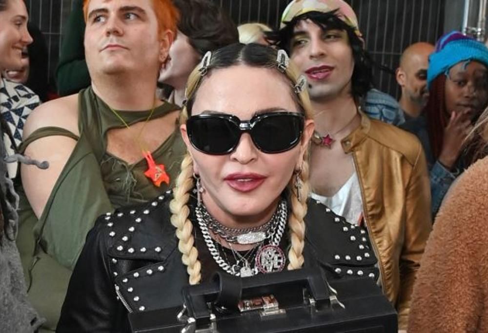 Madonna offre lavoro: il video