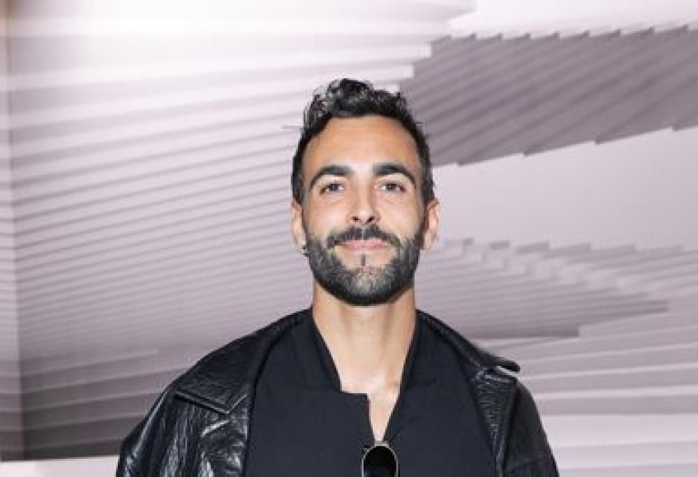 Marco Mengoni e le altre celebrità alla Milano Fashion Week