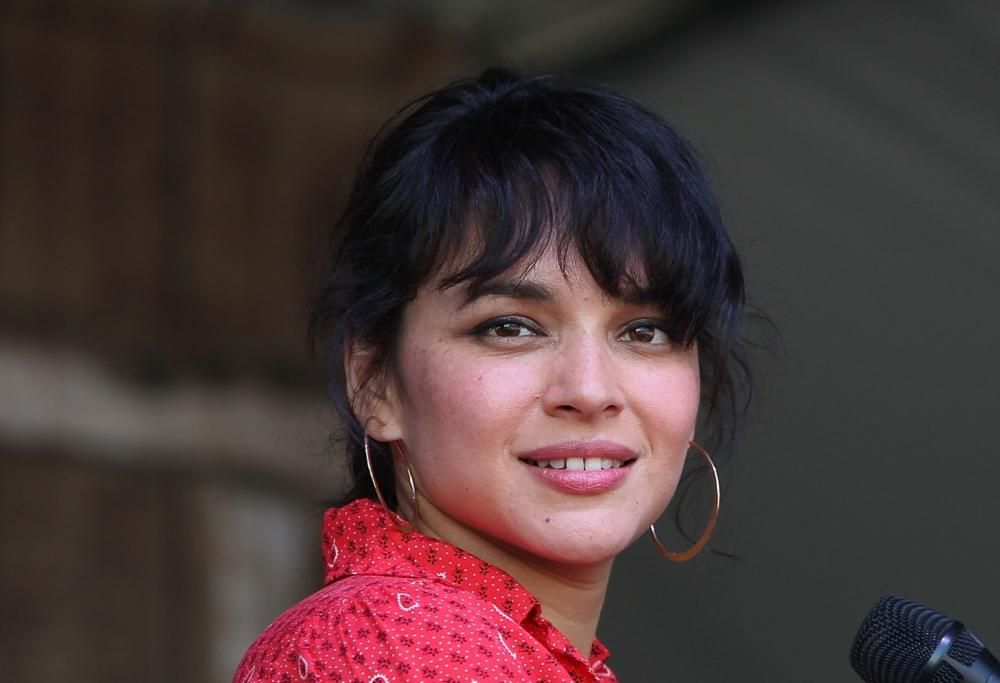 Norah Jones e quella foto da bimba che ha commosso i fan