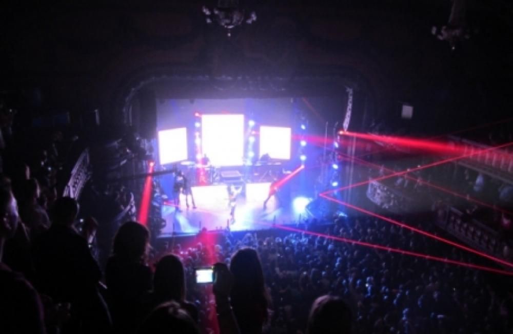 parigi14jpg--rihanna_777_tour__parigi
