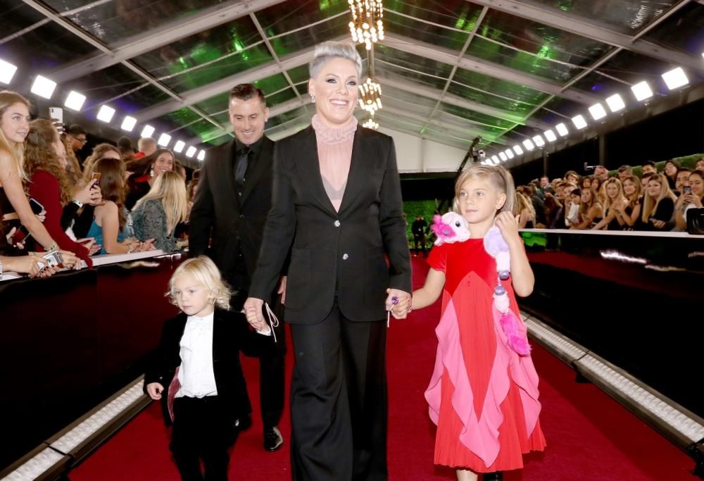 Figli, che passione: P!nk racconta la vita da mamma e da lavoratrice in un video commovente