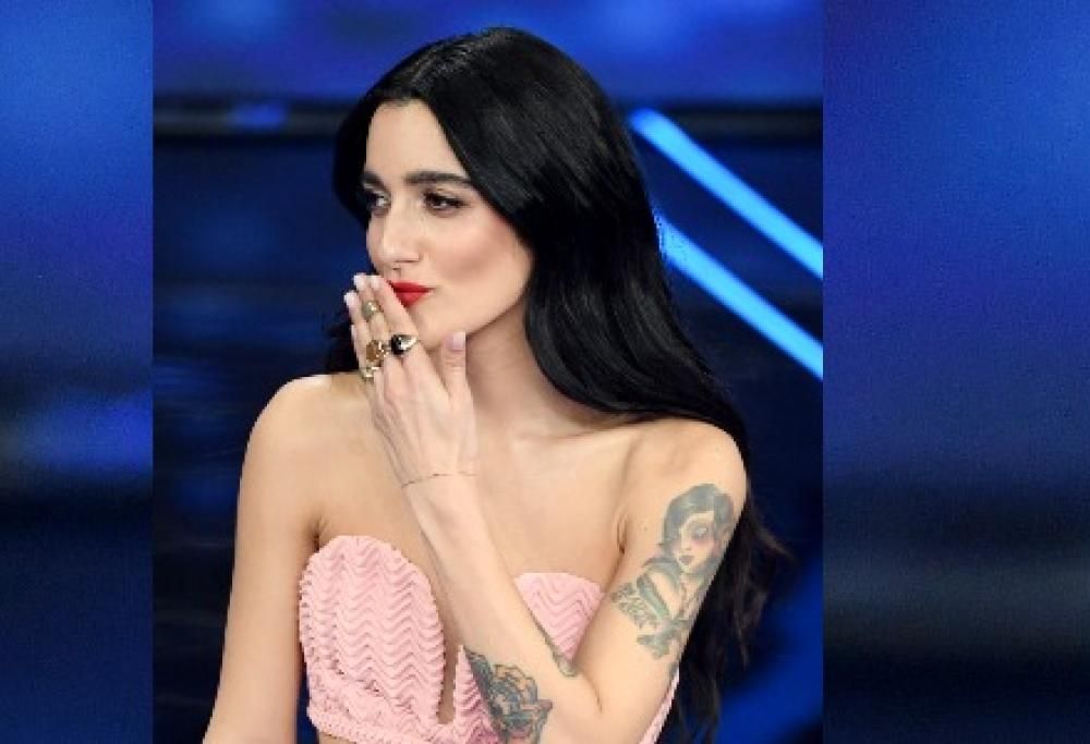 Levante: arriva il suo nuovo libro