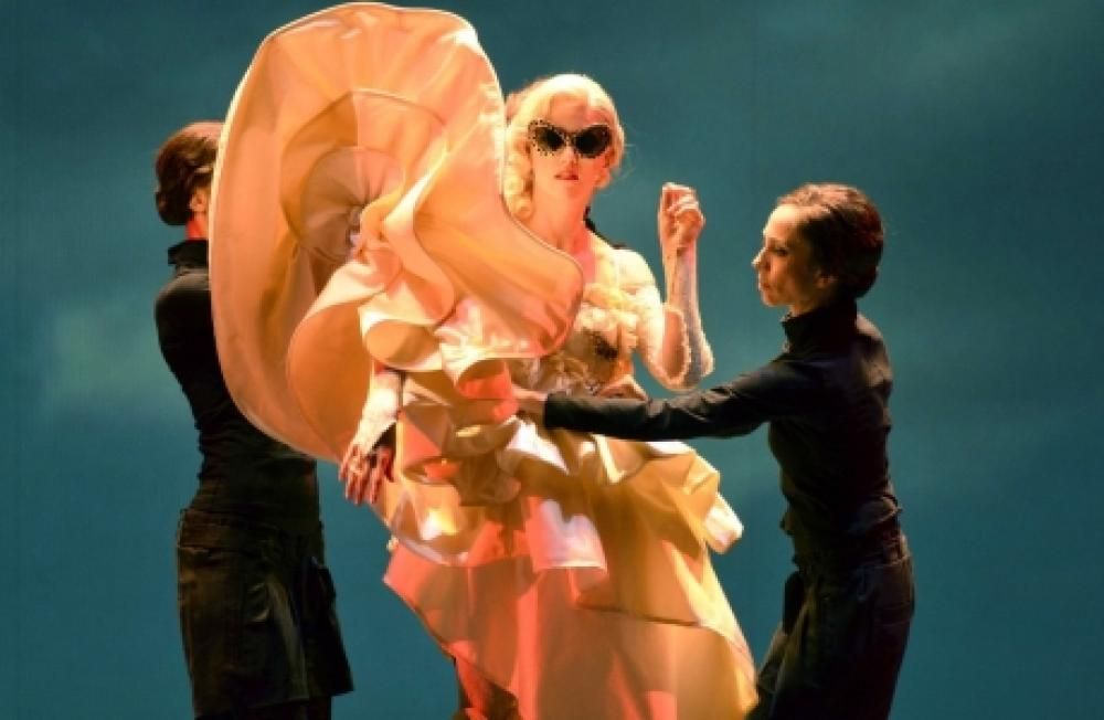 poppea-4jpg--pop_pea