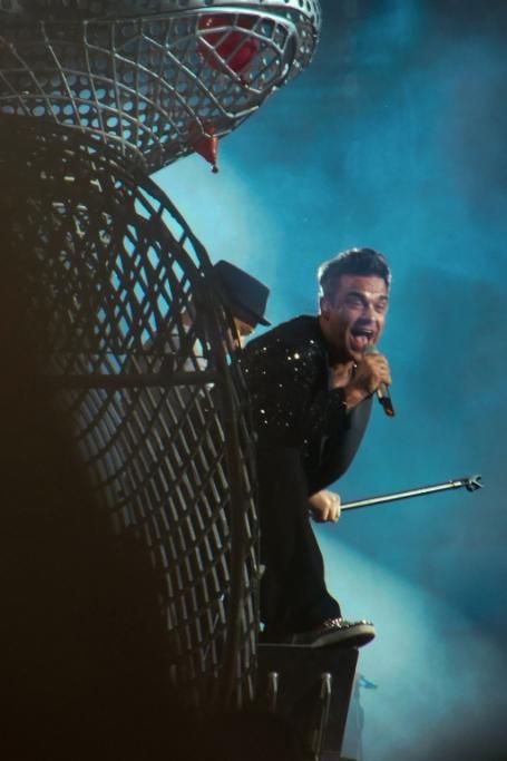 robbie-williams2jpg--robbie_williams_