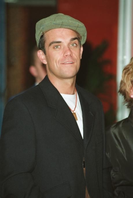 robbie3jpg--_