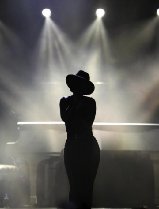spl509565_038jpg--alicia_keys