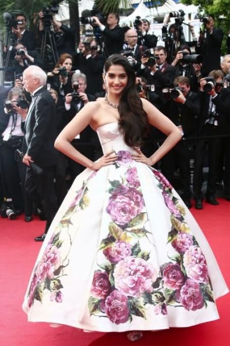 spl544262_008jpg--il_red_carpet_delle_star