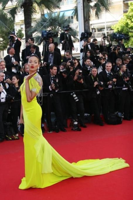 spl546802_028jpg--il_red_carpet_delle_star