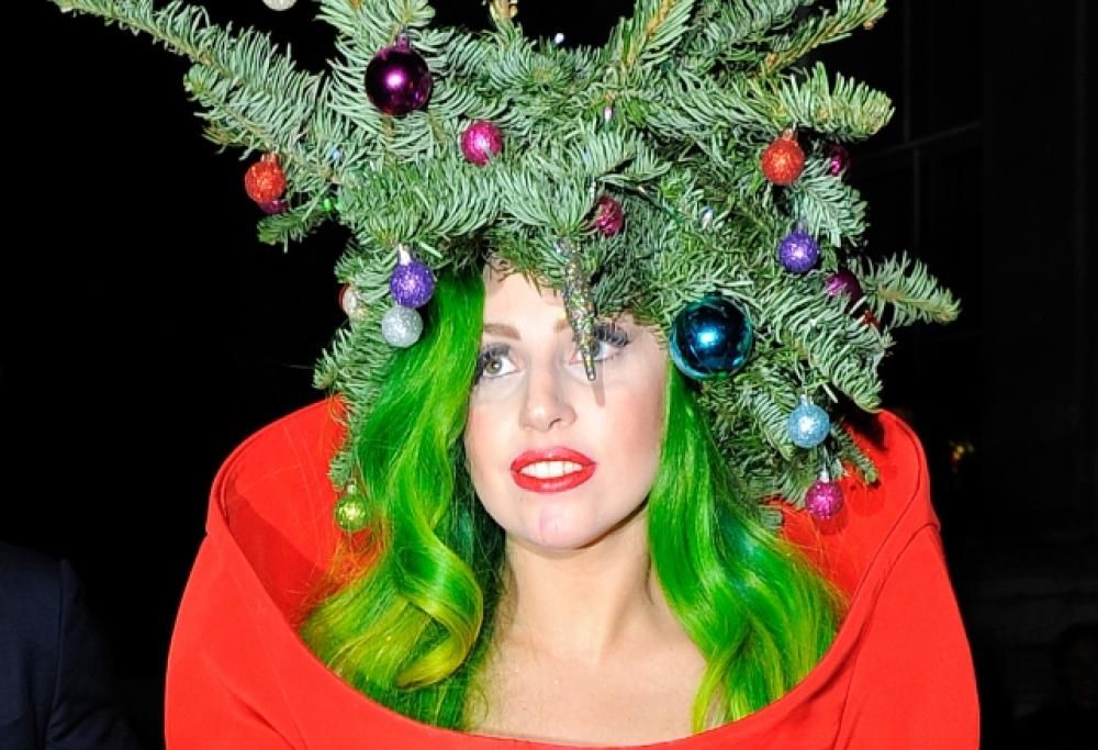 Lady Gaga in versione natalizia