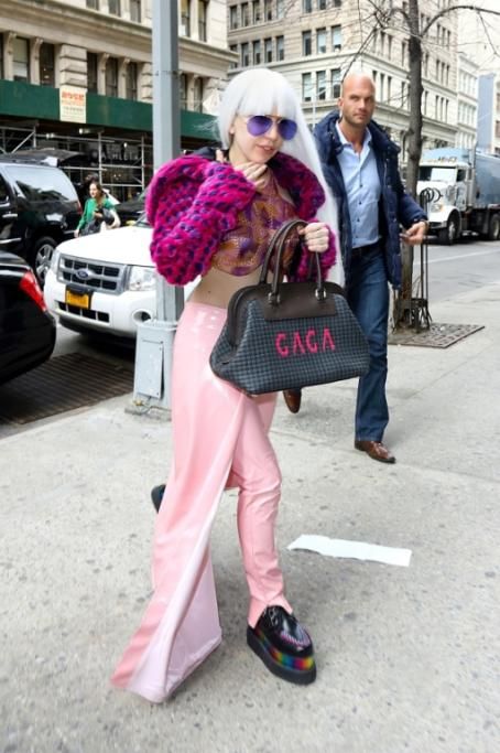 spl726338_003jpg--lady_gaga