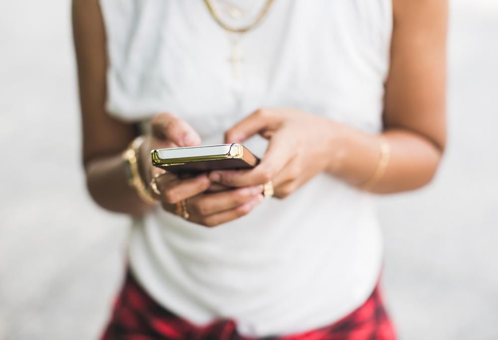 Violenza contro le donne. Lo smartphone prezioso alleato