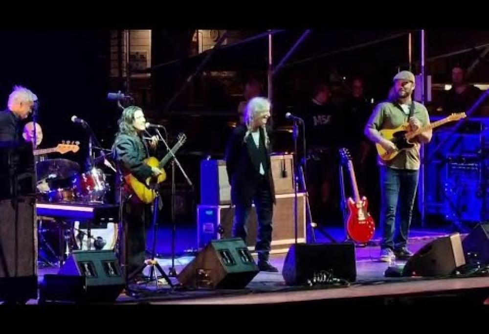 Elisa a sorpresa al concerto di Patti Smith