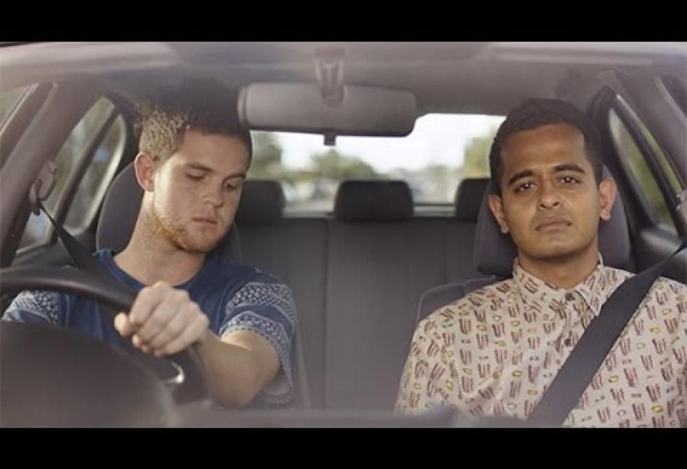 Un (tenero) video  per dire NO al cellulare mentre si guida