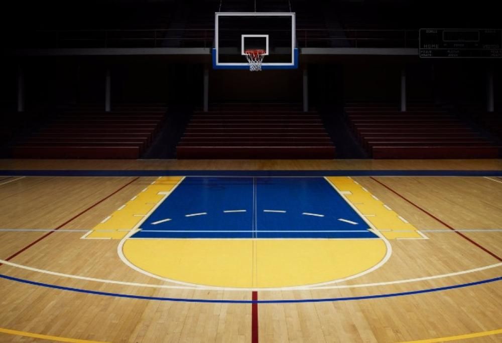 Basket su un maxischermo di led. In Giappone il campo da basket sembra un videogioco