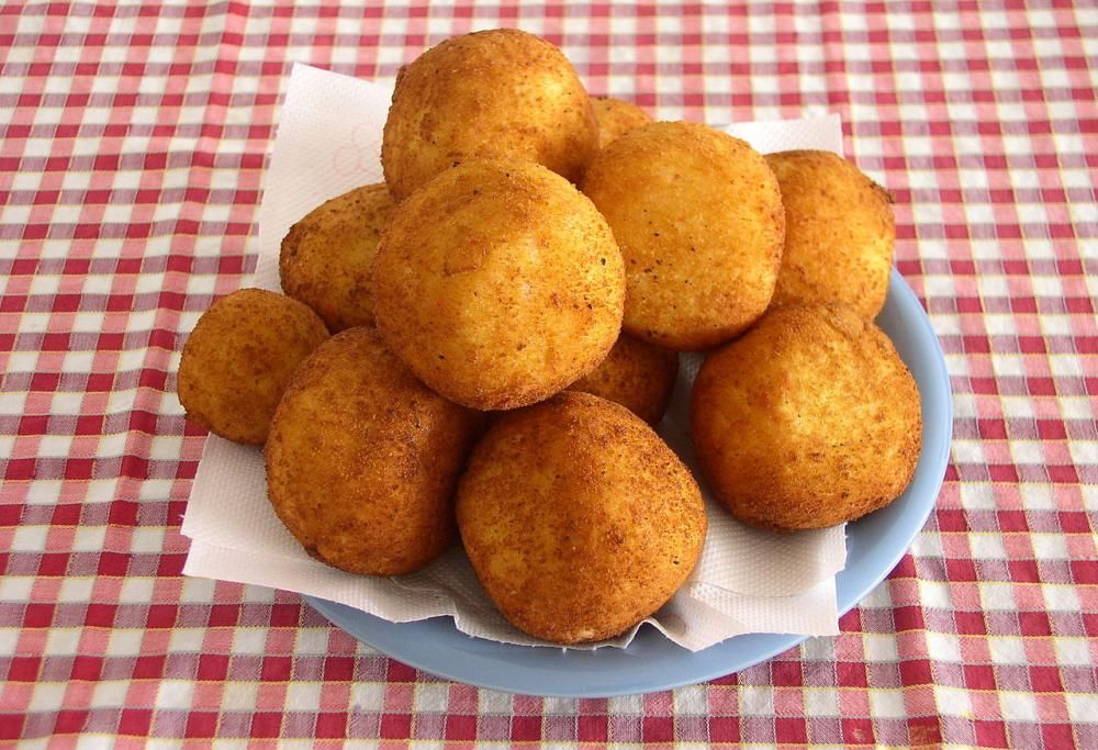 Arancina o arancino? Il dilemma goloso: come si dice esattamente?