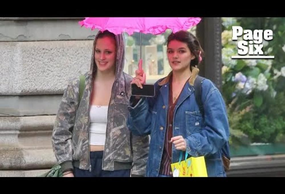 Tom Cruise: la figlia Suri rifiuta il suo cognome