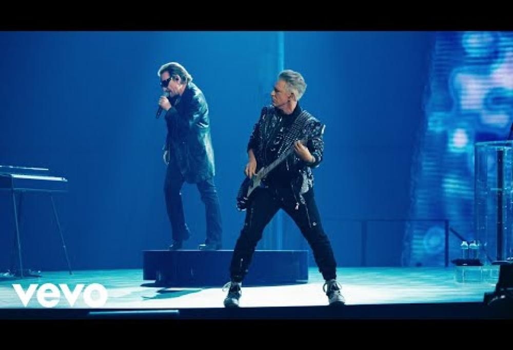 Gli U2 eseguono Zoo Station allo Sphere di Las Vegas: il video