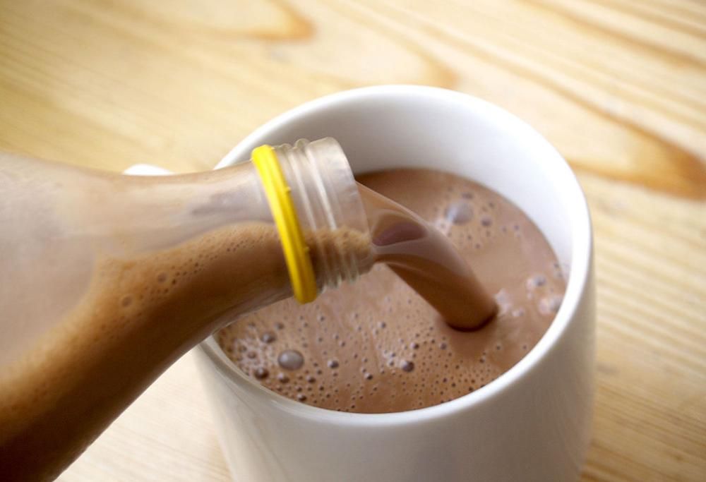 Il latte al cioccolato? Secondo tanti americani, proviene da mucche marroni. Incredibile, ma vero!