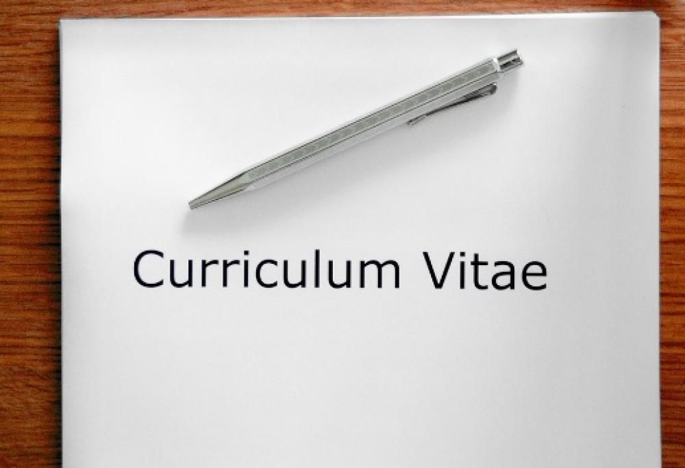 Curriculum Vitae. Foto sì o foto no?