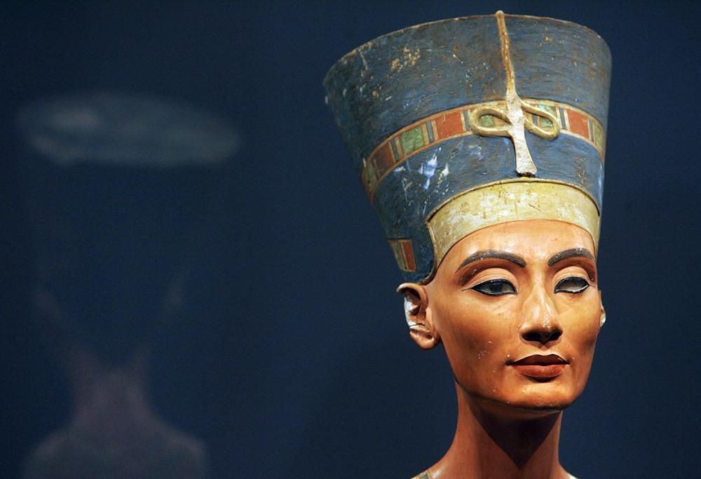 Ma perché le statue egizie hanno quasi sempre il naso rotto? La risposta è sorprendente!