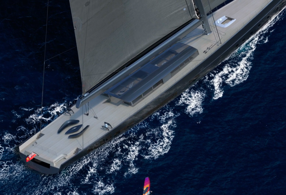 Arriva lo yacht più alto della Statua della Libertà!