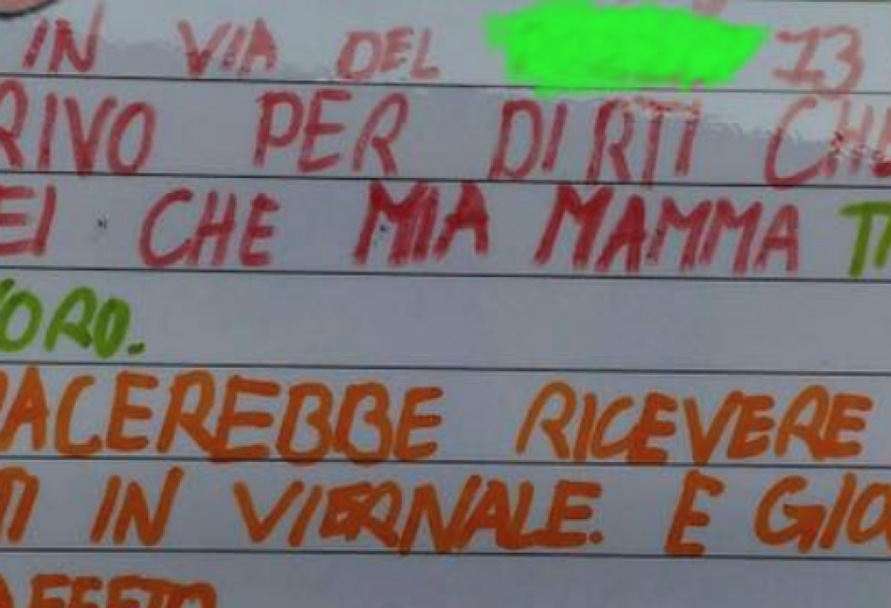 “Per Natale voglio un lavoro per mamma”. La letterina della piccola Kelly commuove Ferrara e mobilita il web!