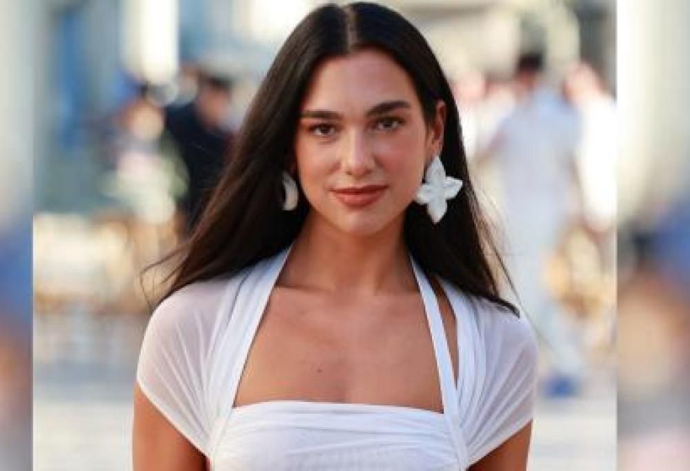 Dua Lipa esegue Le Freak degli Chic al Madison Square Garden: il video