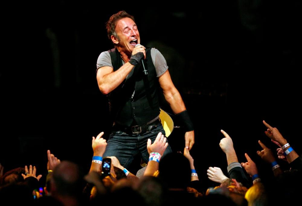 11 agosto 2002: Bruce Springsteen primo in classifica