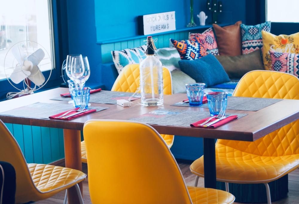 Vuoi vendere casa a un ottimo prezzo?  Dipingi la cucina di blu!