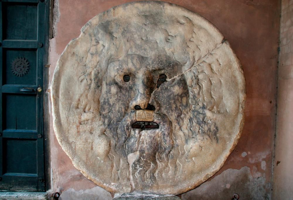 Bocca della Verità  a pagamento. Due euro il prezzo di una foto