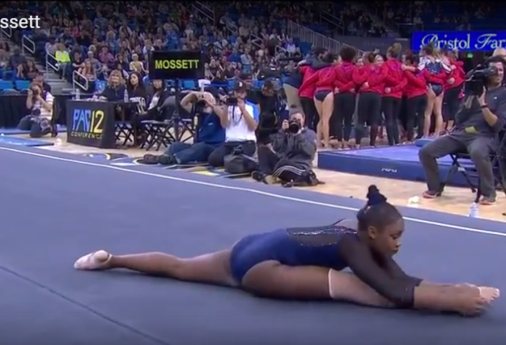 La ginnasta si muove sulle note di Beyoncé. E conquista il web