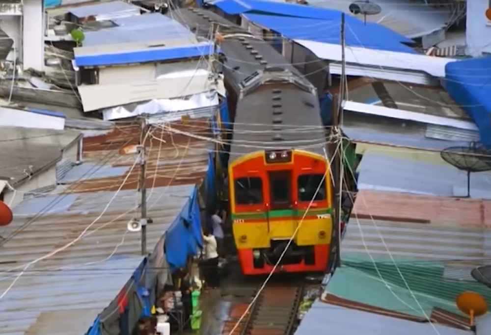 Stupitevi con i più incredibili percorsi ferroviari del mondo: resterete senza fiato!