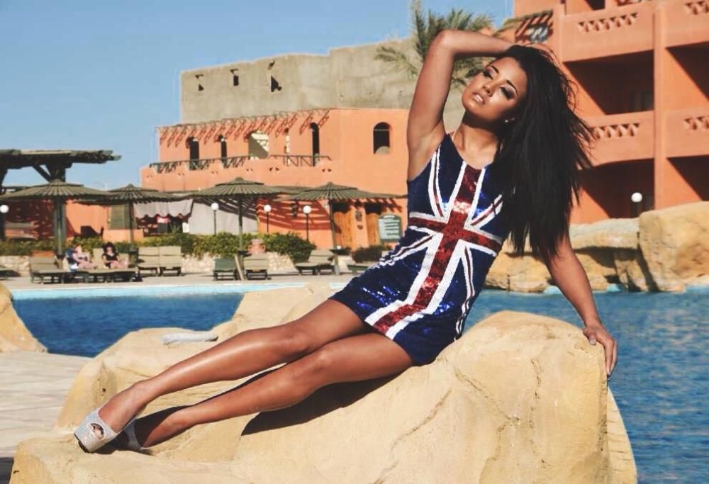 Miss Regno Unito rinuncia al titolo: “mi hanno chiesto di dimagrire”