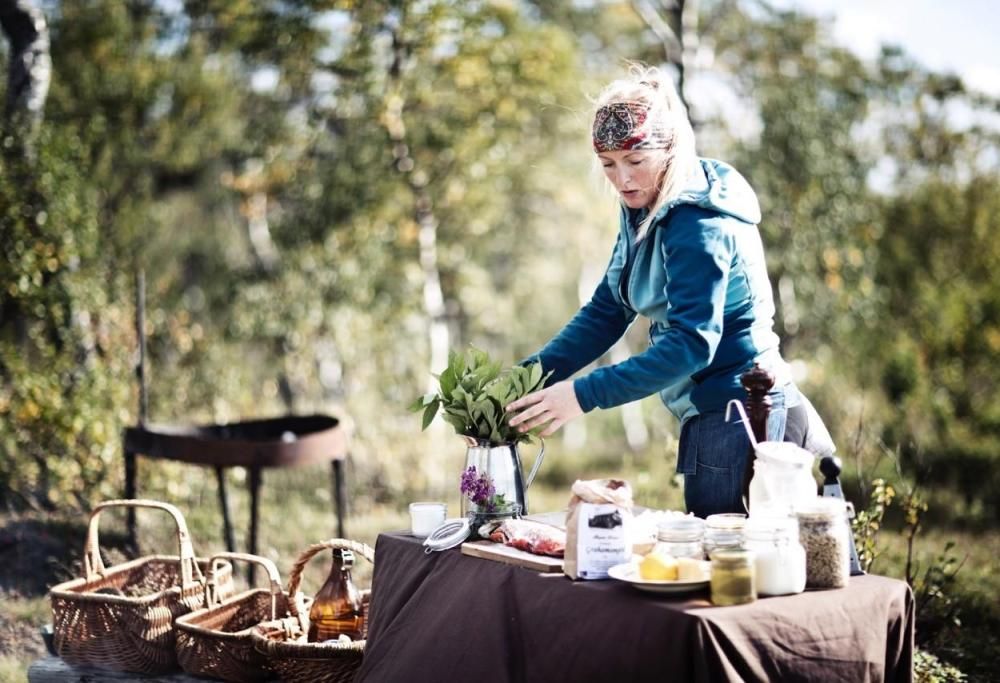 Chef stellati e ricette gourmet nei boschi! Ecco il nuovo trend culinario in Svezia
