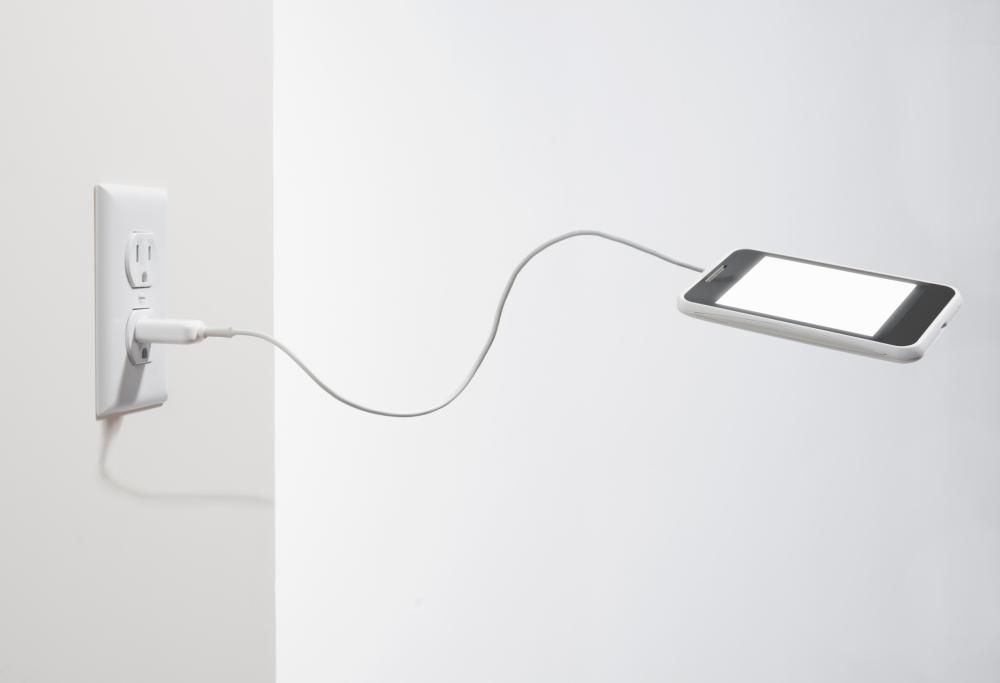 Caricare il telefono 4 volte l’anno? Potrebbe essere presto possibile