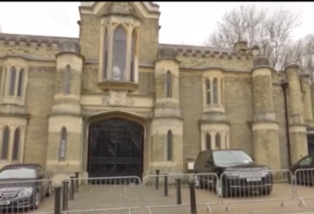 I funerali di George Michael: il video dell’Highgate Cemetery e le ultime notizie