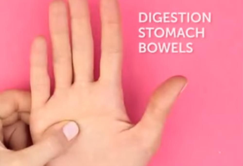 Massaggiare la mano può dare beneficio al resto corpo