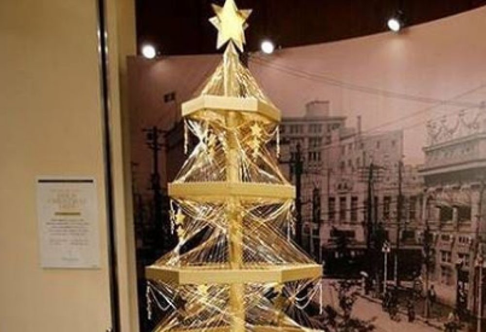 Tokyo. L’albero di Natale vale 2 milioni di dollari
