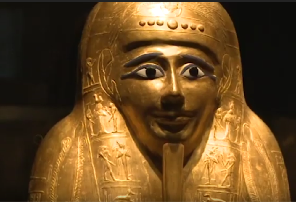 L’avventura del sarcofago d’oro: il Metropolitan Museum restituisce all’Egitto un prezioso reperto!