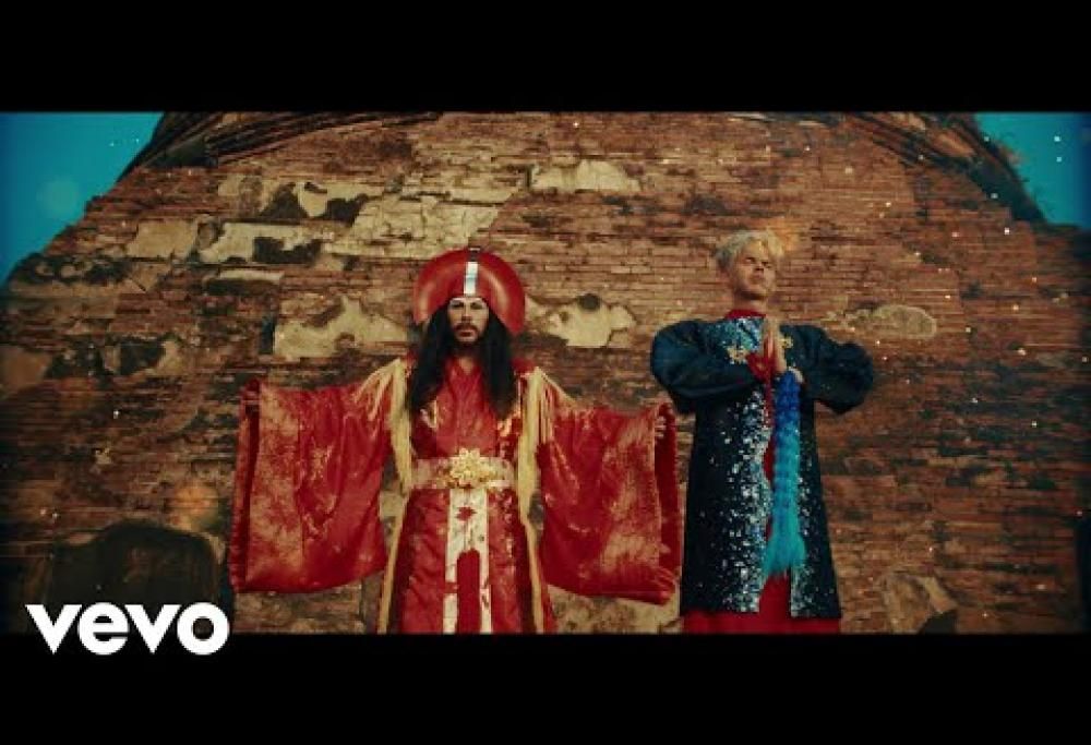 Empire of the Sun: il bellissimo video di Changes