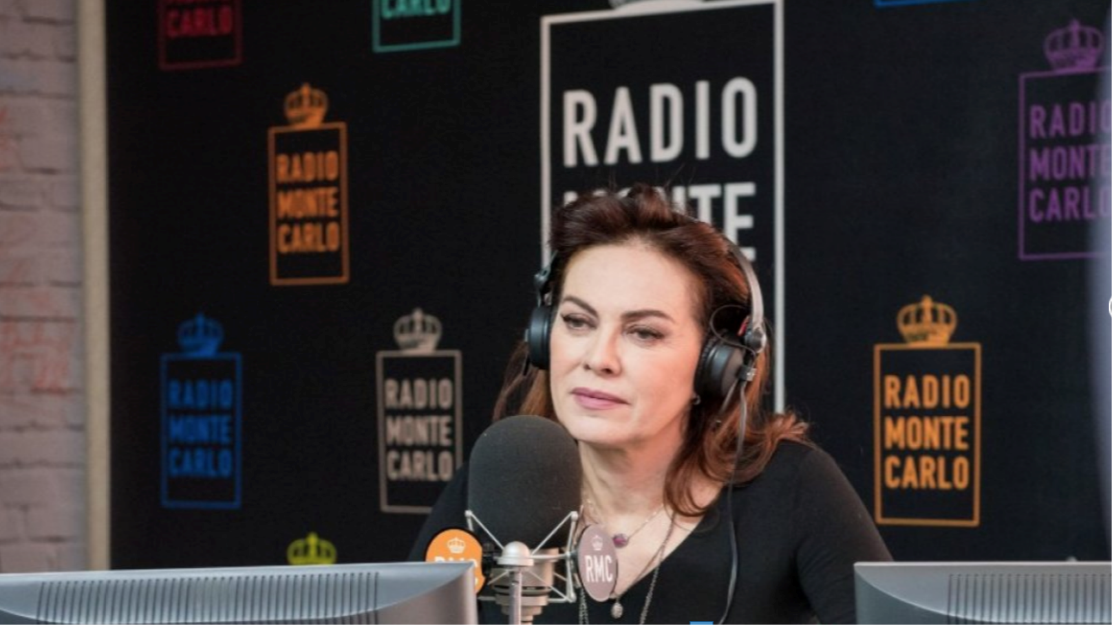 Elena Sofia Ricci: ma quanto mi sono divertita a fare… la moglie iena!