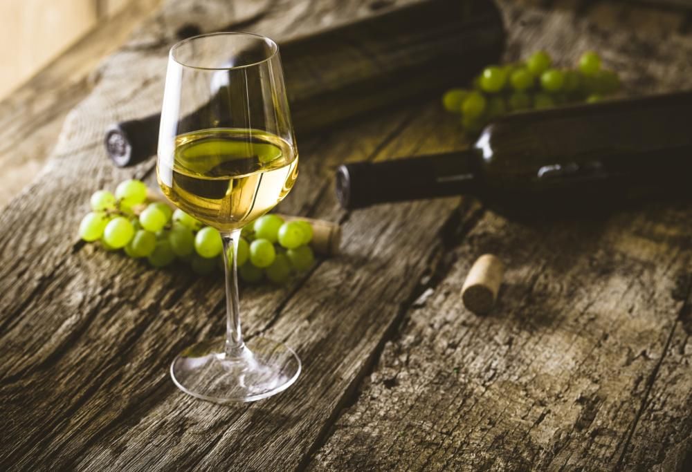 Sorpresa: il vino più costoso del mondo non è italiano né francese. E si beve… col cucchiaino!