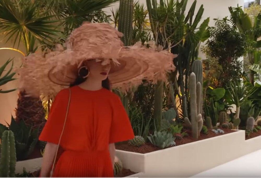 Il rosso è il colore della Primavera. Ecco come abbinarlo