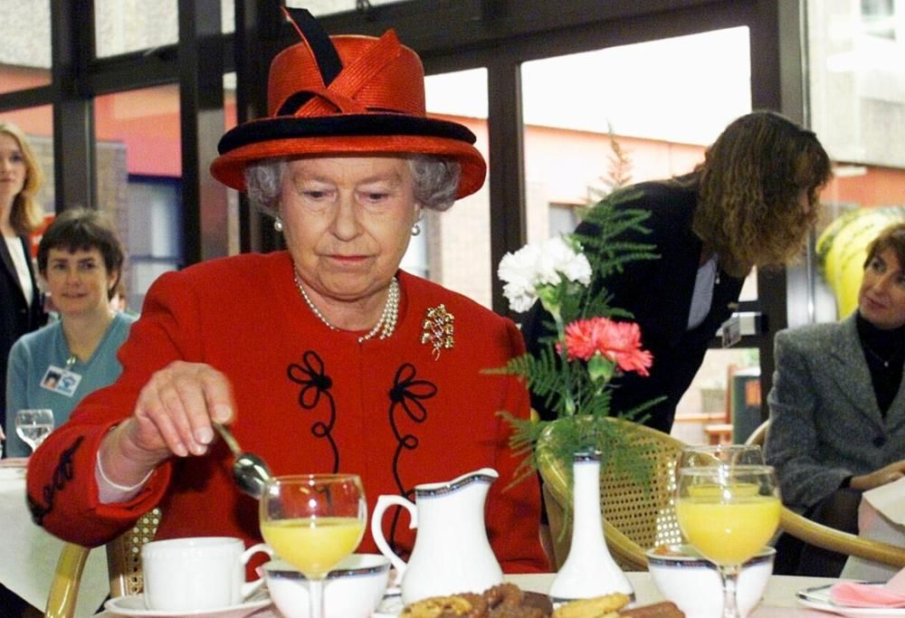 7 incredibili curiosità sul menù della Regina Elisabetta